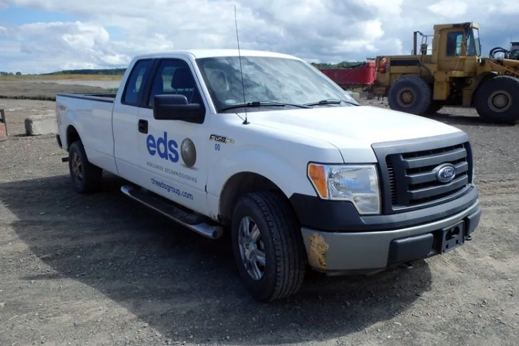 Photo #137 of HUGE 2-DAY AUCTION, DAY 2 - AS AWARDED BY THE TRUSTEE, PRICEWATERHOUSE COOPERS INC, - EDS DECOMMISSIONING CANADA INC: LARGE AUCTION OF LATE MODEL DEMOLITION EQUIPMENT