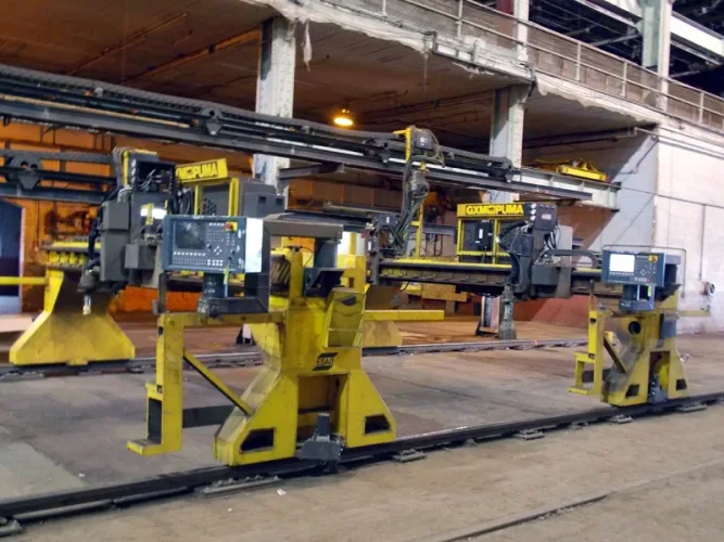 Photo #11 of SURPLUS ASSETS TO ONGOING OPERATIONS OF SABRE TUBULAR STRUCTURES: HEAVY FABRICATING EQUIPMENT INCLUDING: 2007 PEDDINGHAUS PLATE FABRICATOR, HYD-MECH SAW, BRIDGE CRANES, WELDING, SHOP & SUPPORT EQUIPMENT