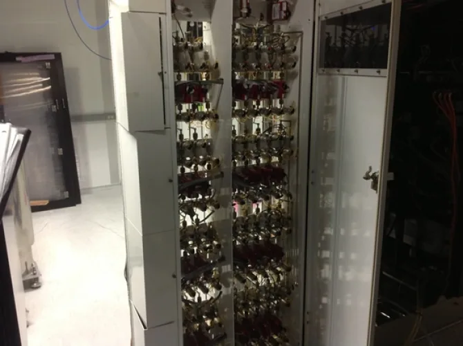 Photo #10 of SOBOCO INC - 25,000 SQ FT FULLY FUNCTIONING FLAT PANEL TFT-LCD DISPLAY MANUFACTURING LINE GENERATION 2 FORM FACTOR