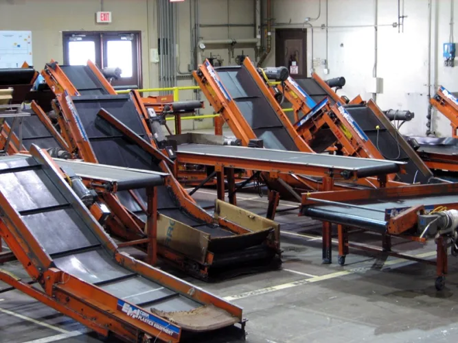 Photo #185 of HUGE 2-DAY AUCTION DAY 2 - FORMERLY OWNED BY A HOOVER SUBSIDIARY - COMPLETE 425,000 SQ. FT. STATE-OF-THE-ART PLASTIC INJECTION MOLDING & CNC TOOL ROOM.