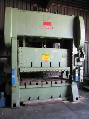 Photo #32 of Assets No Longer Required in the Continuing Operations of: CARLISLE TIRE & WHEEL COMPANY