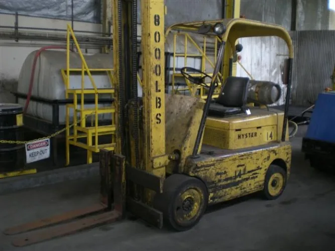 Photo #82 of Assets No Longer Required in the Continuing Operations of: CARLISLE TIRE & WHEEL COMPANY