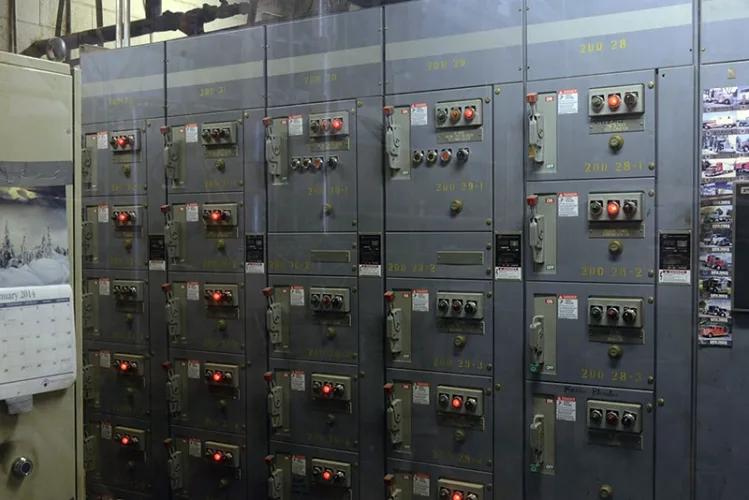 Photo #13 of HUGE 2 DAY AUCTION - DAY 2: SANDERSON PLUMBING PRODUCTS, INC. AKA BENEKE MAGNOLIA - 360,000 SQ. FT. TOILET SEAT MANUFACTURER INCLUDING PRODUCT LINE AND INTANGIBLES, PLASTIC INJECTION MOLDING, COMPRESSION MOLDING, MODERN BLENDING & GRINDING SYSTEM & MUCH