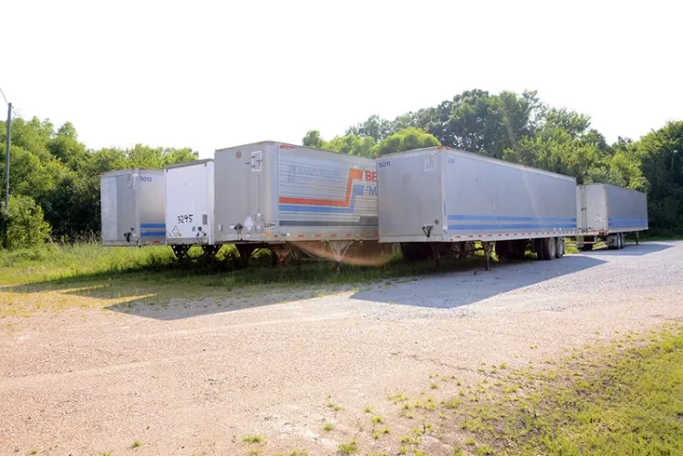 Photo #55 of HUGE 2 DAY AUCTION - DAY 2: SANDERSON PLUMBING PRODUCTS, INC. AKA BENEKE MAGNOLIA - 360,000 SQ. FT. TOILET SEAT MANUFACTURER INCLUDING PRODUCT LINE AND INTANGIBLES, PLASTIC INJECTION MOLDING, COMPRESSION MOLDING, MODERN BLENDING & GRINDING SYSTEM & MUCH