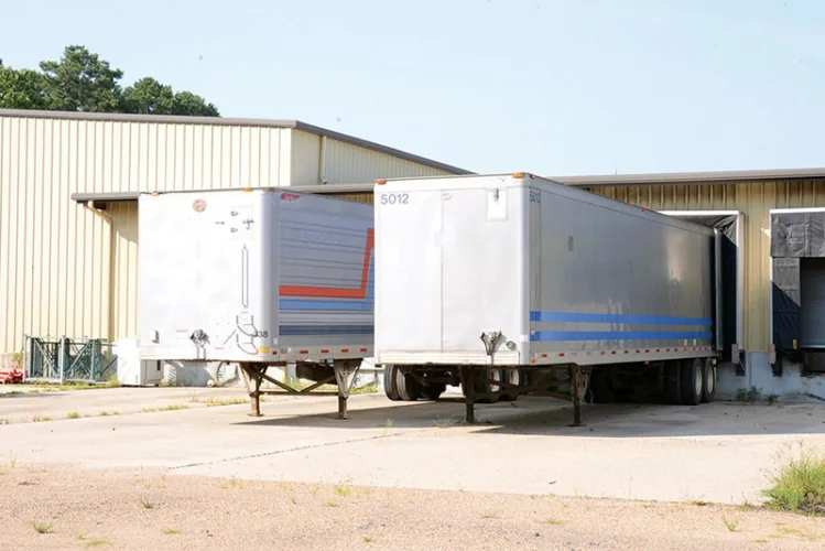 Photo #57 of HUGE 2 DAY AUCTION - DAY 2: SANDERSON PLUMBING PRODUCTS, INC. AKA BENEKE MAGNOLIA - 360,000 SQ. FT. TOILET SEAT MANUFACTURER INCLUDING PRODUCT LINE AND INTANGIBLES, PLASTIC INJECTION MOLDING, COMPRESSION MOLDING, MODERN BLENDING & GRINDING SYSTEM & MUCH