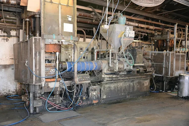 Photo #110 of HUGE 2 DAY AUCTION - DAY 2: SANDERSON PLUMBING PRODUCTS, INC. AKA BENEKE MAGNOLIA - 360,000 SQ. FT. TOILET SEAT MANUFACTURER INCLUDING PRODUCT LINE AND INTANGIBLES, PLASTIC INJECTION MOLDING, COMPRESSION MOLDING, MODERN BLENDING & GRINDING SYSTEM & MUCH