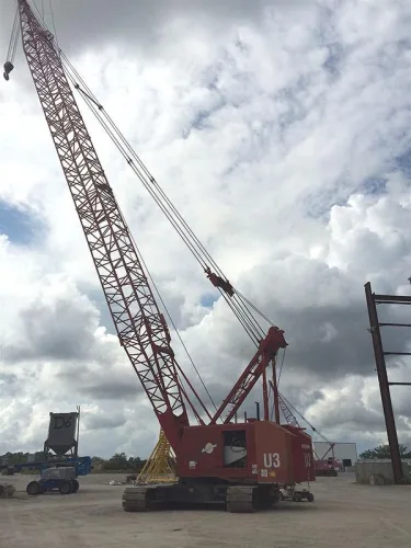 Photo #4 of DYNAMIC INDUSTRIES, INC.: FULL SERVICE FABRICATOR OF OFFSHORE OIL PLATFORMS & PREFABRICATED OIL BARGE COMPONENTS