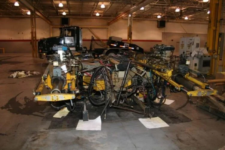 Photo #6 of STRETCH WRAP FORMING PRESS SALE