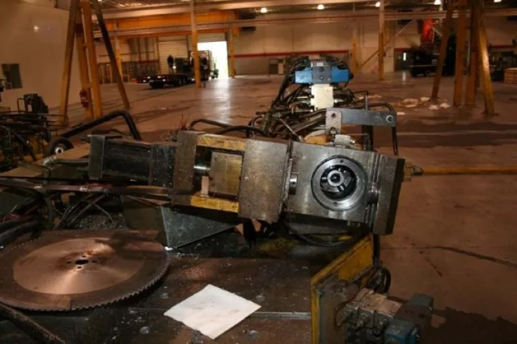 Photo #23 of STRETCH WRAP FORMING PRESS SALE