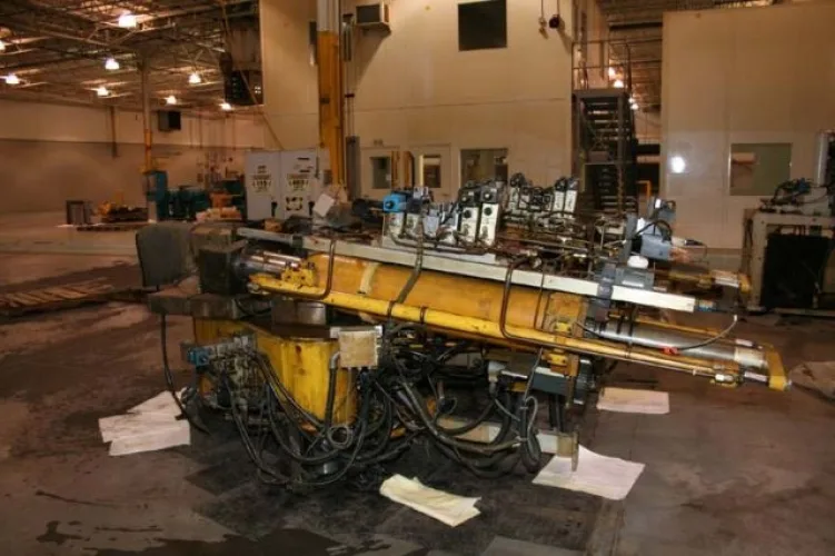 Photo #26 of STRETCH WRAP FORMING PRESS SALE