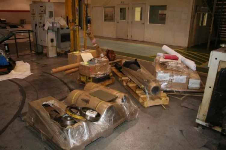 Photo #28 of STRETCH WRAP FORMING PRESS SALE