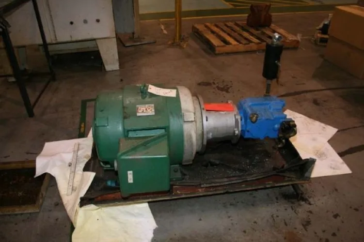 Photo #31 of STRETCH WRAP FORMING PRESS SALE