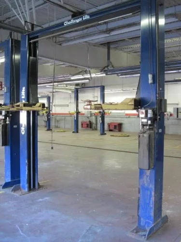 Photo #4 of DUE TO CLOSURE OF BUSINESS - VEHICLE LIFTS AUCTION: (20) LATE MODEL CHALLENGER 10,000LB & 9,000LB VEHICLE LIFTS & MUCH MORE