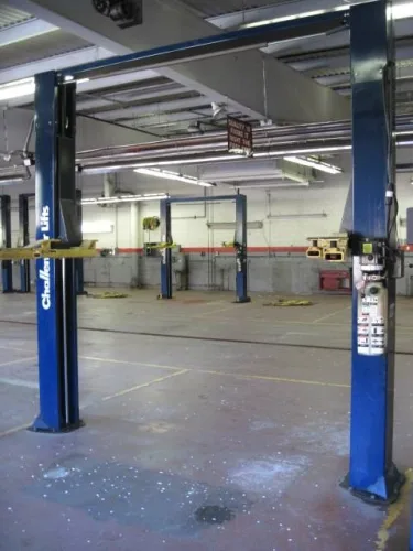 Photo #6 of DUE TO CLOSURE OF BUSINESS - VEHICLE LIFTS AUCTION: (20) LATE MODEL CHALLENGER 10,000LB & 9,000LB VEHICLE LIFTS & MUCH MORE