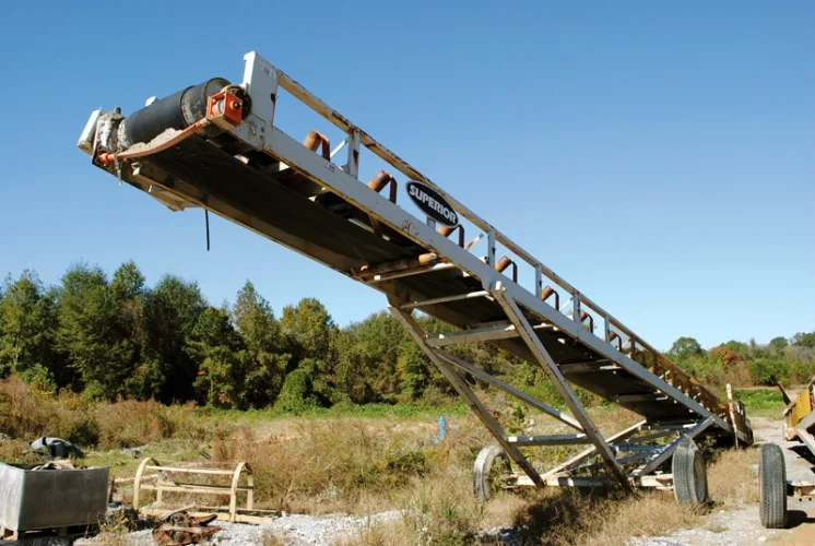Photo #14 of LIMESTONE REDBAY AGGREGATES: COMPLETE AGGREGATE SCREENING PLANT WITH CONVEYORS