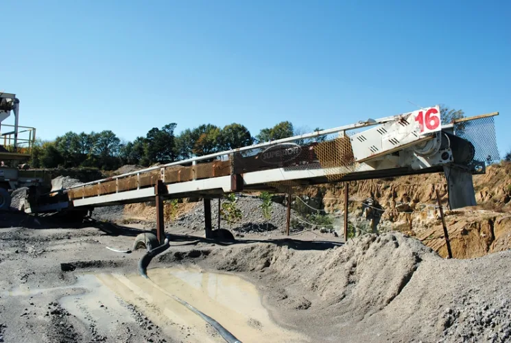 Photo #47 of LIMESTONE REDBAY AGGREGATES: COMPLETE AGGREGATE SCREENING PLANT WITH CONVEYORS