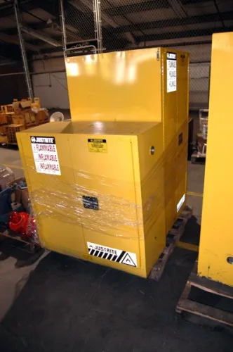 Photo #7 of ABSOLUTE AUCTION - EQUIPMENT OF MAJOR DEFENSE CONTRACTOR