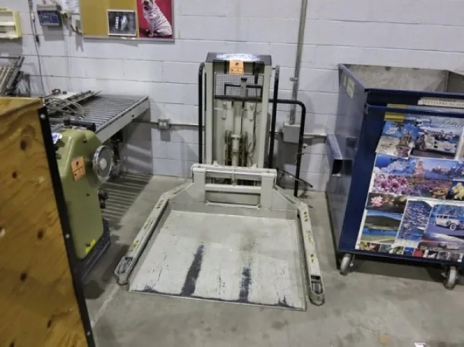 Photo #27 of COMPUSET PRINTING CANADA - COMPLETE PLANT CLOSURE OF MAJOR COMMERCIAL PRINTER