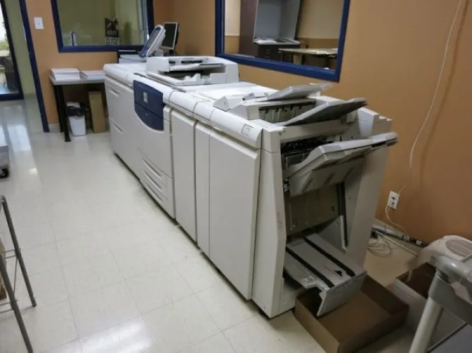 Photo #40 of COMPUSET PRINTING CANADA - COMPLETE PLANT CLOSURE OF MAJOR COMMERCIAL PRINTER