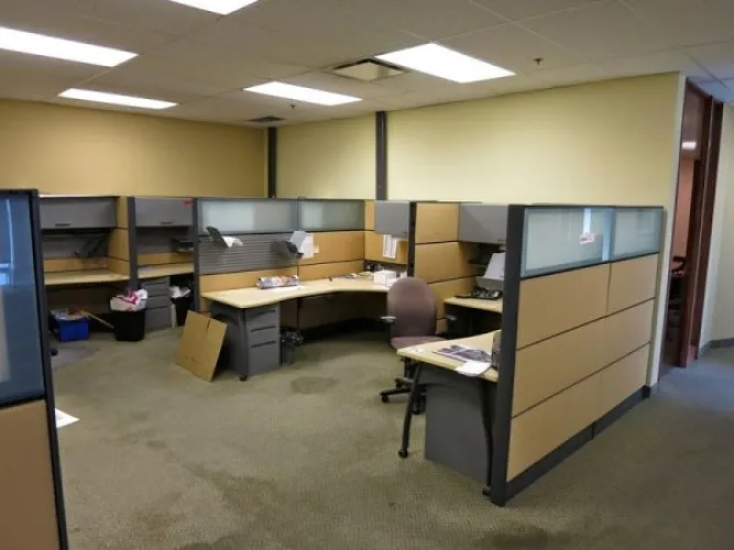 Photo #43 of COMPUSET PRINTING CANADA - COMPLETE PLANT CLOSURE OF MAJOR COMMERCIAL PRINTER
