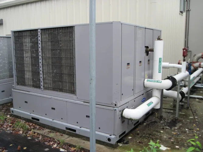 Photo #3 of EXTREMELY LATE MODEL MEDICAL FACILITY ASSETS, FEATURING: 500KW CAT GENERATOR, SIEMENS WATER FILTRATION SYSTEMS, EVAPCO & CARRIER TOWERS & CHILLERS, AIR COMPRESSORS, BOILERS, OVENS, FREEZERS, STRETCH WRAPPER & MORE.