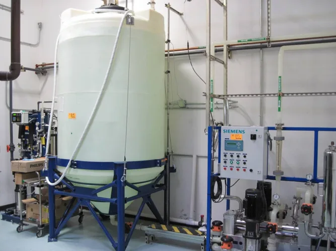 Photo #19 of EXTREMELY LATE MODEL MEDICAL FACILITY ASSETS, FEATURING: 500KW CAT GENERATOR, SIEMENS WATER FILTRATION SYSTEMS, EVAPCO & CARRIER TOWERS & CHILLERS, AIR COMPRESSORS, BOILERS, OVENS, FREEZERS, STRETCH WRAPPER & MORE.