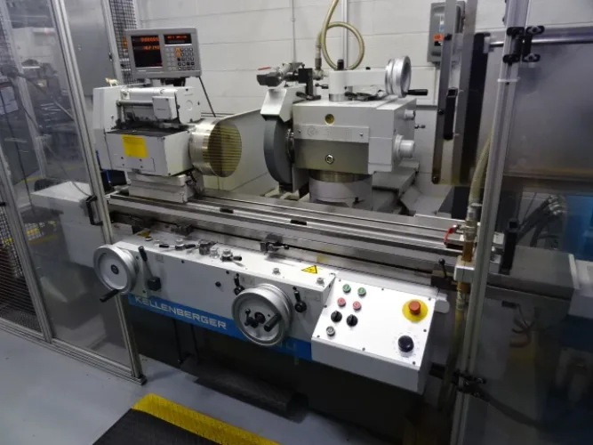 Photo #1 of CINRAM - LATE MODEL CNC TOOL ROOM EQUIPMENT, LARGE PLASTIC INJECTION MOULDING OPERATION AND ALL SUPPORT AND WAREHOUSE EQUIPMENT FROM A 400,00 SQ' FACILITY