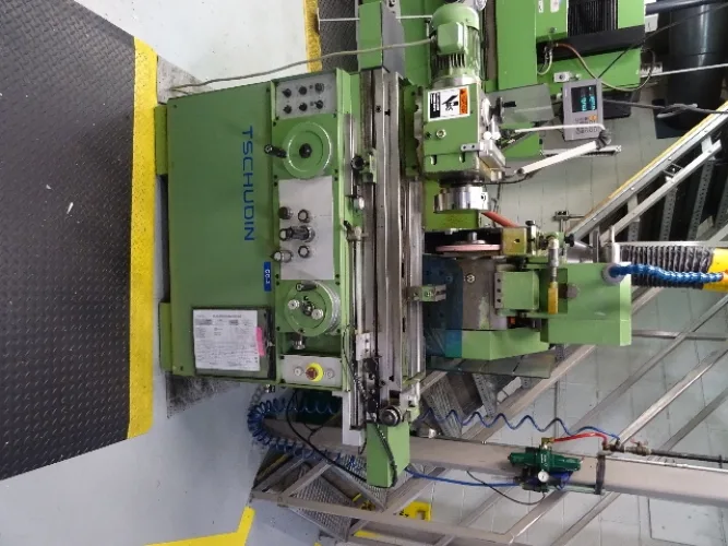 Photo #3 of CINRAM - LATE MODEL CNC TOOL ROOM EQUIPMENT, LARGE PLASTIC INJECTION MOULDING OPERATION AND ALL SUPPORT AND WAREHOUSE EQUIPMENT FROM A 400,00 SQ' FACILITY