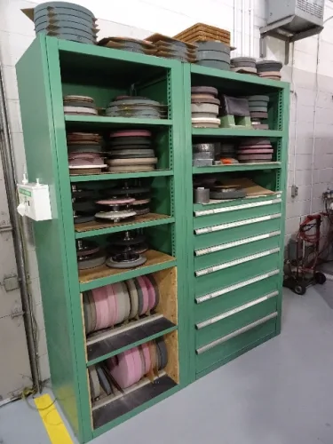 Photo #6 of CINRAM - LATE MODEL CNC TOOL ROOM EQUIPMENT, LARGE PLASTIC INJECTION MOULDING OPERATION AND ALL SUPPORT AND WAREHOUSE EQUIPMENT FROM A 400,00 SQ' FACILITY