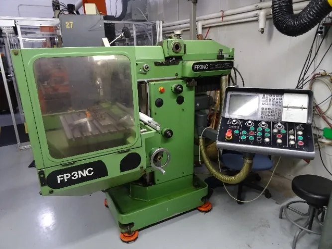 Photo #19 of CINRAM - LATE MODEL CNC TOOL ROOM EQUIPMENT, LARGE PLASTIC INJECTION MOULDING OPERATION AND ALL SUPPORT AND WAREHOUSE EQUIPMENT FROM A 400,00 SQ' FACILITY
