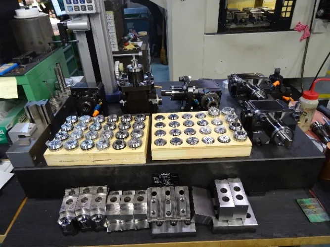 Photo #36 of CINRAM - LATE MODEL CNC TOOL ROOM EQUIPMENT, LARGE PLASTIC INJECTION MOULDING OPERATION AND ALL SUPPORT AND WAREHOUSE EQUIPMENT FROM A 400,00 SQ' FACILITY