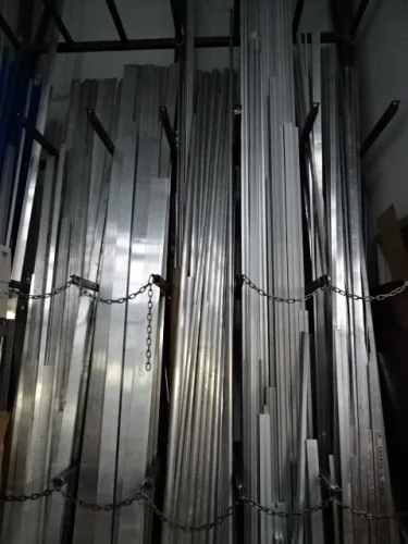 Photo #45 of CINRAM - LATE MODEL CNC TOOL ROOM EQUIPMENT, LARGE PLASTIC INJECTION MOULDING OPERATION AND ALL SUPPORT AND WAREHOUSE EQUIPMENT FROM A 400,00 SQ' FACILITY
