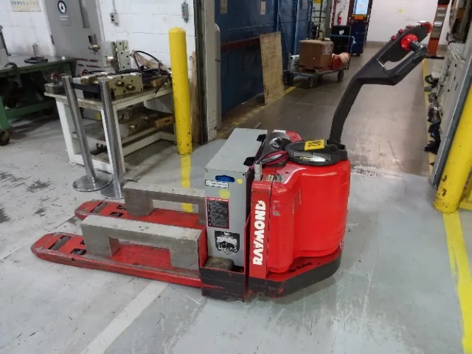 Photo #75 of CINRAM - LATE MODEL CNC TOOL ROOM EQUIPMENT, LARGE PLASTIC INJECTION MOULDING OPERATION AND ALL SUPPORT AND WAREHOUSE EQUIPMENT FROM A 400,00 SQ' FACILITY