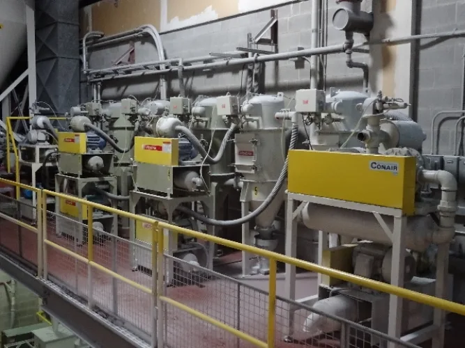 Photo #91 of CINRAM - LATE MODEL CNC TOOL ROOM EQUIPMENT, LARGE PLASTIC INJECTION MOULDING OPERATION AND ALL SUPPORT AND WAREHOUSE EQUIPMENT FROM A 400,00 SQ' FACILITY
