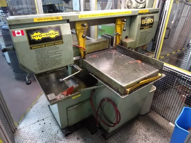 Photo #98 of CINRAM - LATE MODEL CNC TOOL ROOM EQUIPMENT, LARGE PLASTIC INJECTION MOULDING OPERATION AND ALL SUPPORT AND WAREHOUSE EQUIPMENT FROM A 400,00 SQ' FACILITY