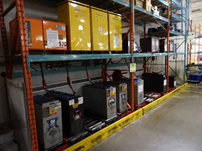 Photo #118 of CINRAM - LATE MODEL CNC TOOL ROOM EQUIPMENT, LARGE PLASTIC INJECTION MOULDING OPERATION AND ALL SUPPORT AND WAREHOUSE EQUIPMENT FROM A 400,00 SQ' FACILITY