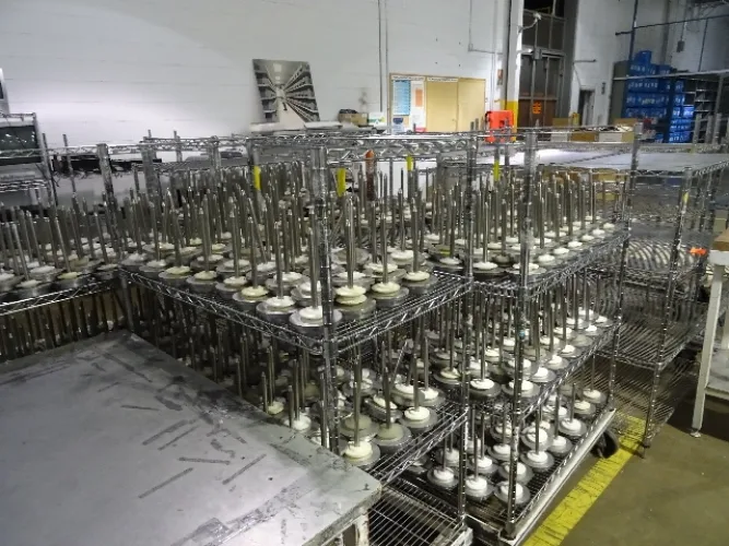 Photo #123 of CINRAM - LATE MODEL CNC TOOL ROOM EQUIPMENT, LARGE PLASTIC INJECTION MOULDING OPERATION AND ALL SUPPORT AND WAREHOUSE EQUIPMENT FROM A 400,00 SQ' FACILITY