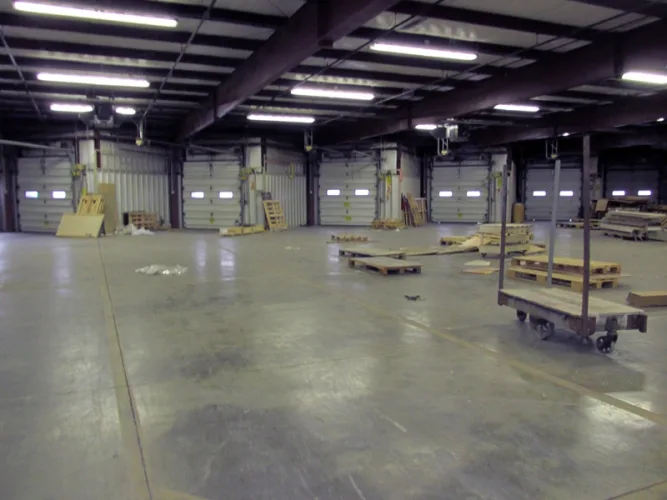 Photo #4 of BANK ORDERED NO RESERVE INDUSTRIAL REAL-ESTATE AUCTION: FORMERLY STORE KRAFT MANUFACTURING: 463,612 SQ. FT. FACILITY ON ±41.445 ACRES. GREAT OWNER/USER INVESTOR OPPORTUNITY
