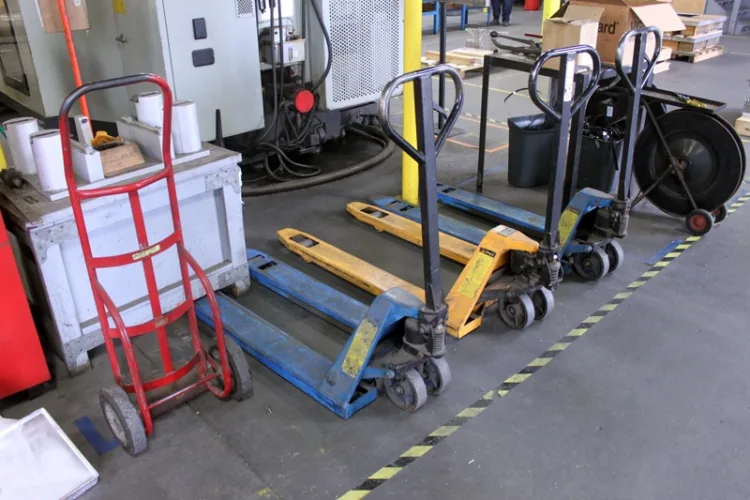 Photo #17 of ASSETS NO LONGER NEEDED IN THE CONTINUING OPERATION OF MANITOWOC BEVERAGE SYSTEMS