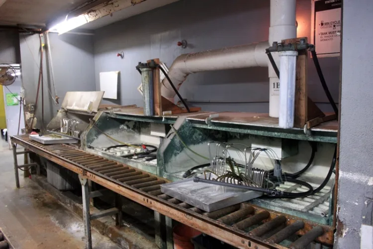 Photo #35 of ASSETS NO LONGER NEEDED IN THE CONTINUING OPERATION OF MANITOWOC BEVERAGE SYSTEMS