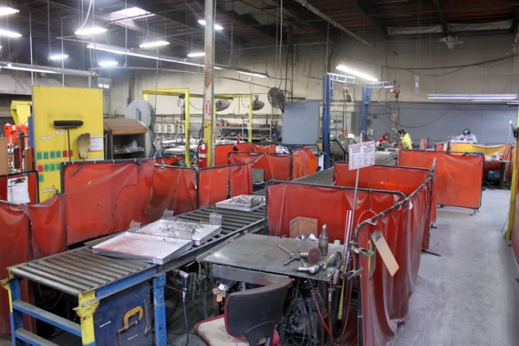 Photo #40 of ASSETS NO LONGER NEEDED IN THE CONTINUING OPERATION OF MANITOWOC BEVERAGE SYSTEMS
