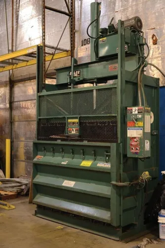 Photo #28 of FORMER ASSETS OF SEARS HOLDING CORP. - DISTRIBUTION CENTER - FORKLIFTS & MATERIAL HANDLING EQUIPMENT