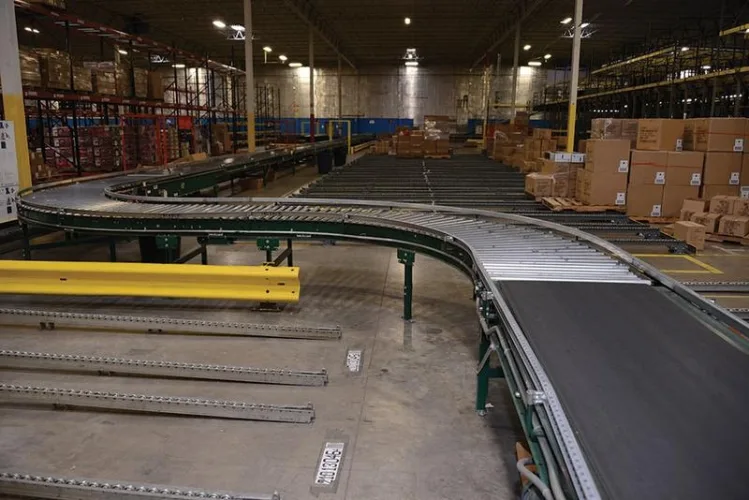 Photo #38 of FORMER ASSETS OF SEARS HOLDING CORP. - DISTRIBUTION CENTER - FORKLIFTS & MATERIAL HANDLING EQUIPMENT