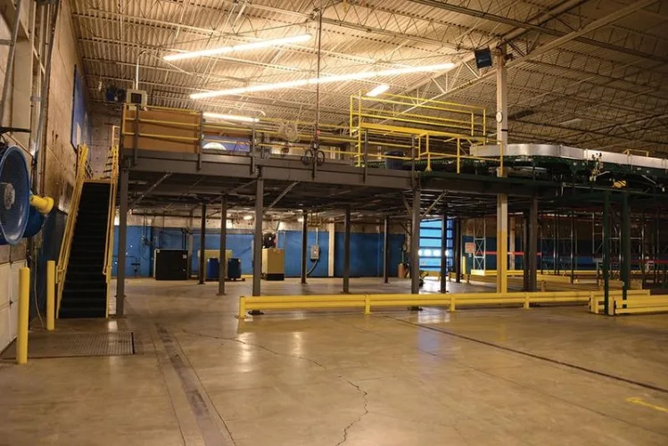 Photo #62 of FORMER ASSETS OF SEARS HOLDING CORP. - DISTRIBUTION CENTER - FORKLIFTS & MATERIAL HANDLING EQUIPMENT