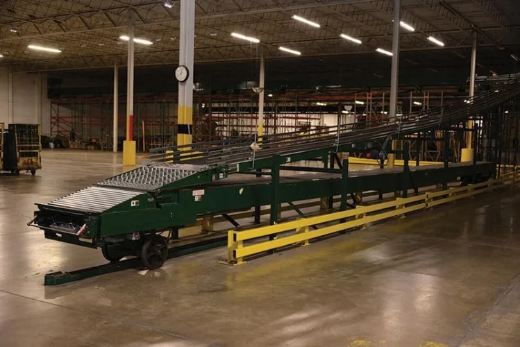 Photo #68 of FORMER ASSETS OF SEARS HOLDING CORP. - DISTRIBUTION CENTER - FORKLIFTS & MATERIAL HANDLING EQUIPMENT