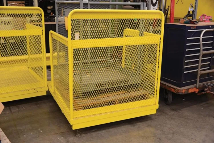 Photo #91 of FORMER ASSETS OF SEARS HOLDING CORP. - DISTRIBUTION CENTER - FORKLIFTS & MATERIAL HANDLING EQUIPMENT