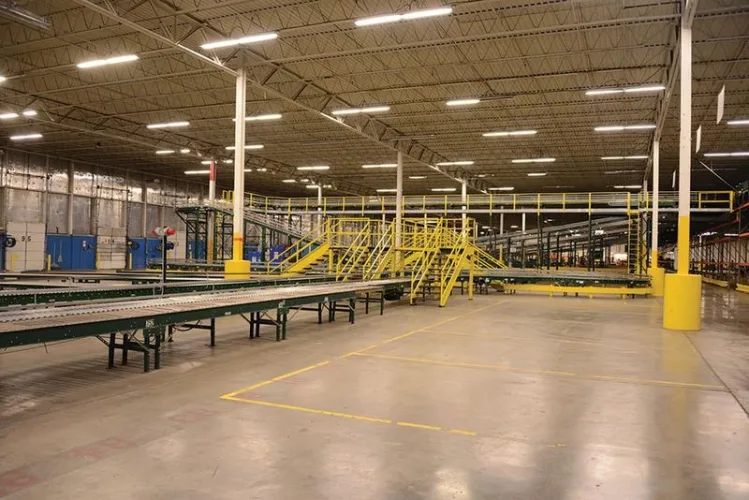 Photo #113 of FORMER ASSETS OF SEARS HOLDING CORP. - DISTRIBUTION CENTER - FORKLIFTS & MATERIAL HANDLING EQUIPMENT