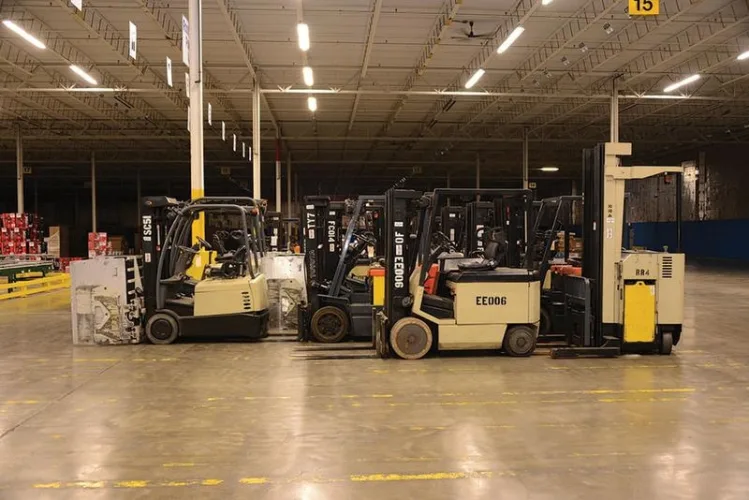 Photo #117 of FORMER ASSETS OF SEARS HOLDING CORP. - DISTRIBUTION CENTER - FORKLIFTS & MATERIAL HANDLING EQUIPMENT