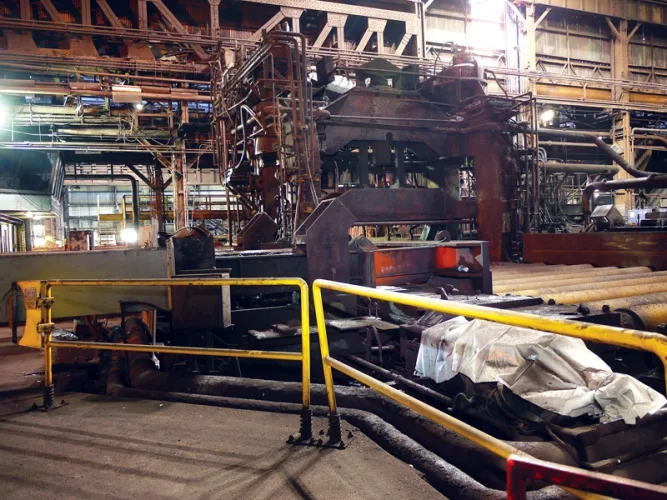 Photo #8 of EVRAZ CLAYMONT STEEL - COMPLETE 500,000TPY 160" STEEL PLATE MELTING, SLAB CASTING & PLATE ROLLING FACILITY - DAY #2