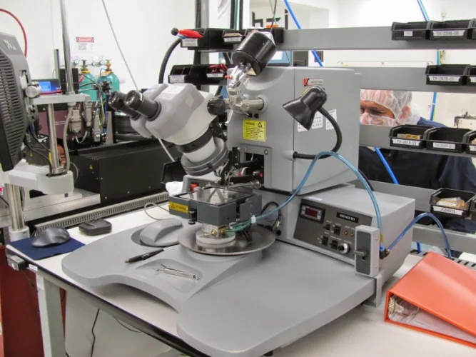 Photo #90 of HUGE 2-DAY EVENT, DAY #2 - FORMER ASSETS OF HEI INC. - MULTI-MILLION DOLLAR LATE MODEL SMT/LED COMPONENT PACKAGE & ASSEMBLY EQUIPMENT - COMPLETE PRODUCTION LINE